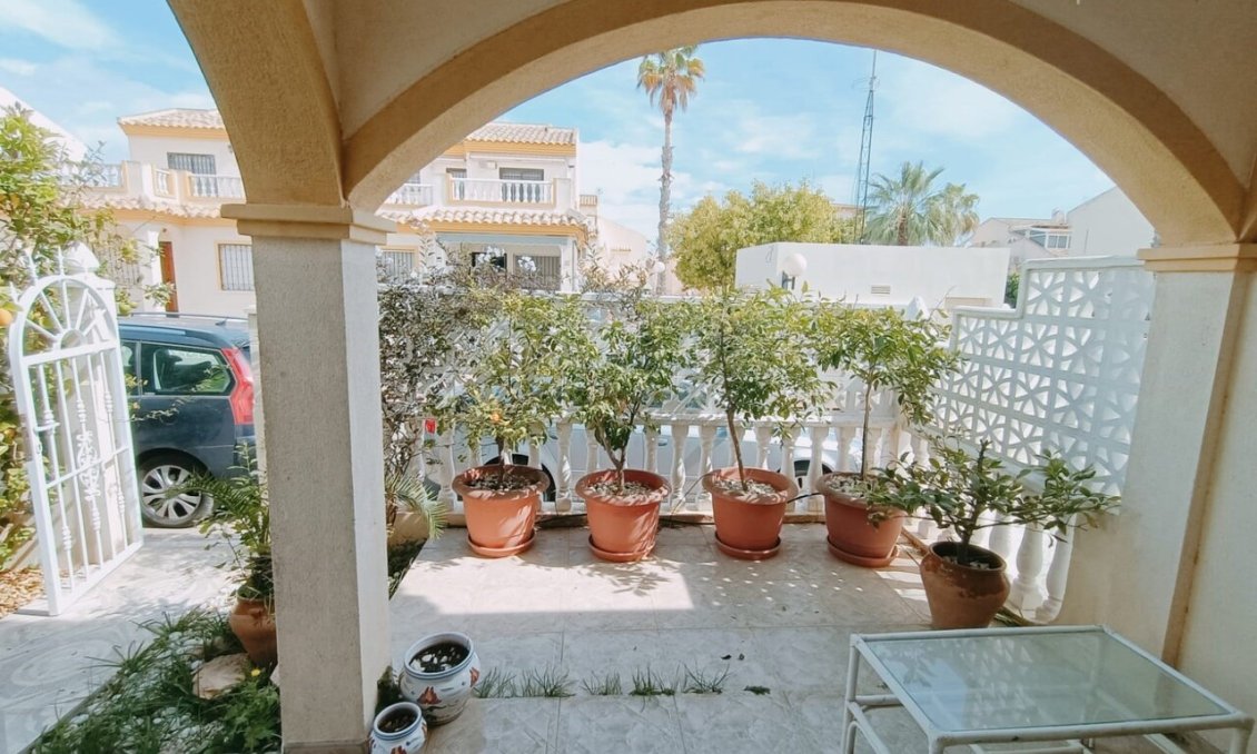 Segunda mano - Quad House -
Playa Flamenca - Costa Blanca