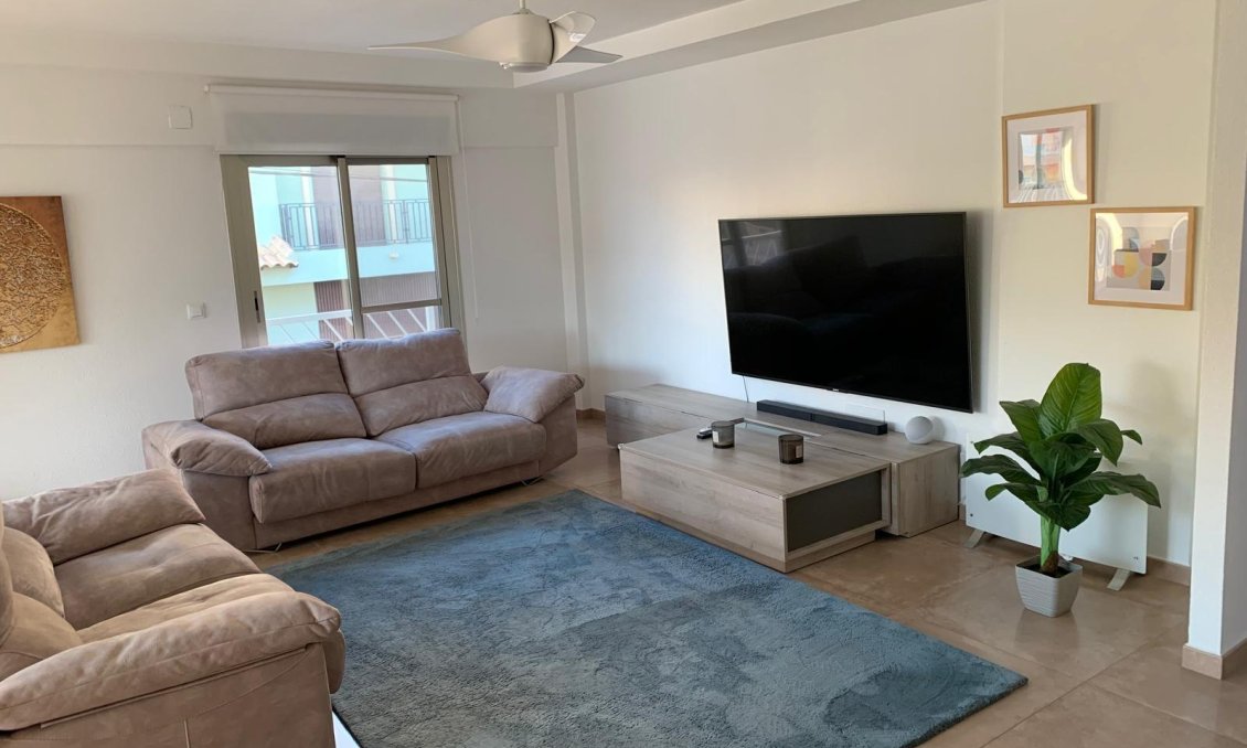 Segunda mano - Town House -
Dolores - Dolores - Town