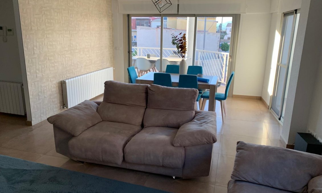 Segunda mano - Town House -
Dolores - Dolores - Town
