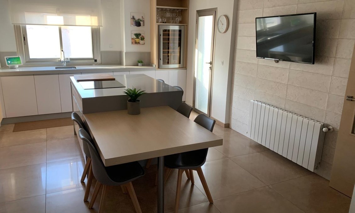 Segunda mano - Town House -
Dolores - Dolores - Town