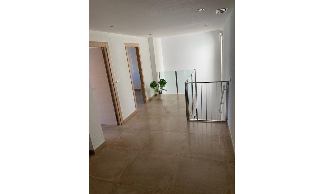 Segunda mano - Town House -
Dolores - Dolores - Town