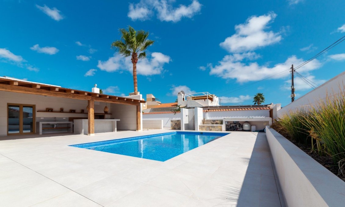 Segunda mano - Villa -
Torrevieja - Costa Blanca