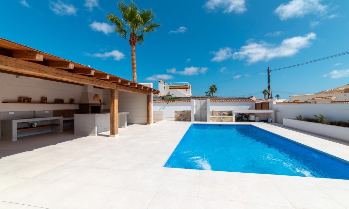 Segunda mano - Villa -
Torrevieja - Costa Blanca