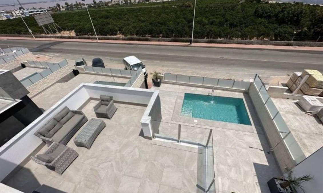 Resale - Villa -
Torrevieja - Los Balcones - Los Altos del Edén