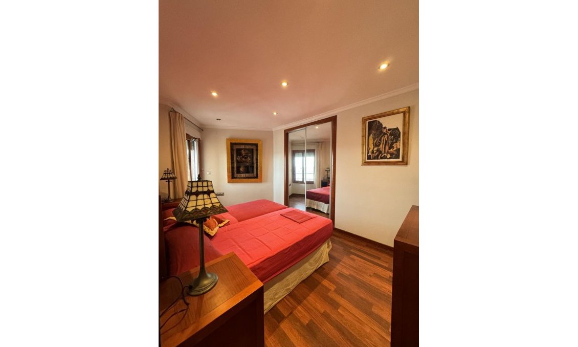 Segunda mano - Apartamento -
Torrevieja - Playa del Cura