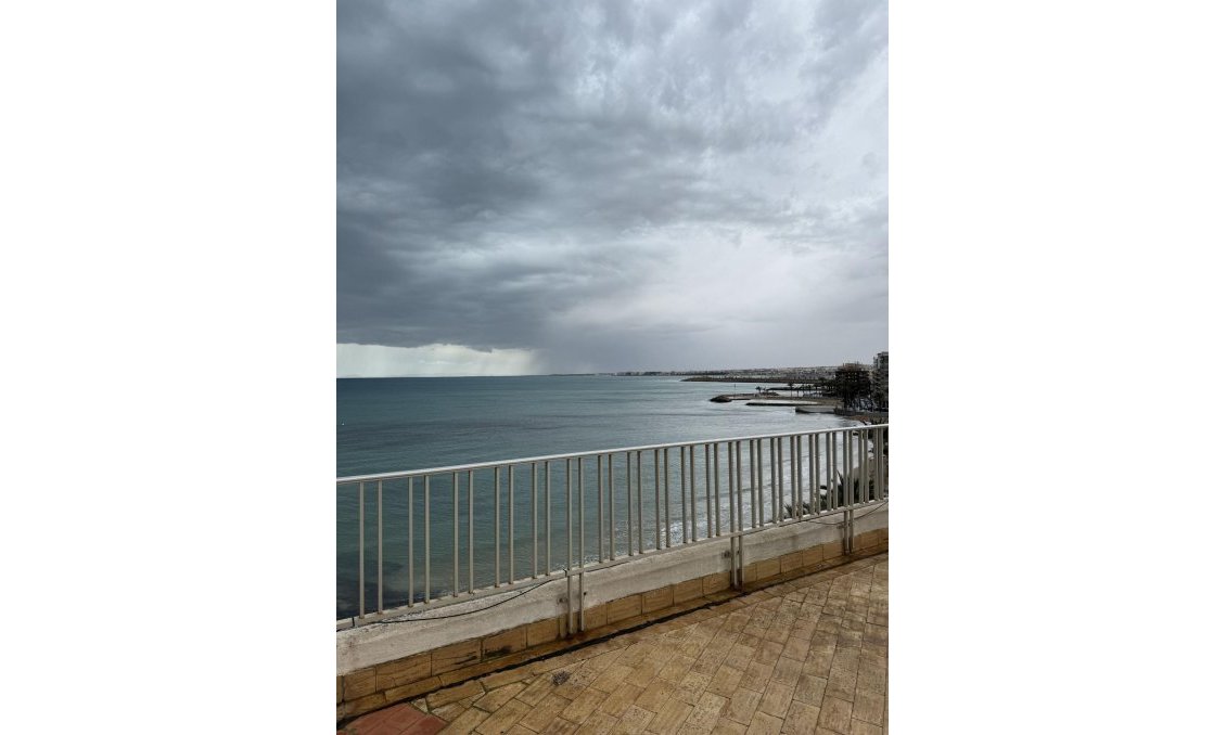 Segunda mano - Apartamento -
Torrevieja - Playa del Cura