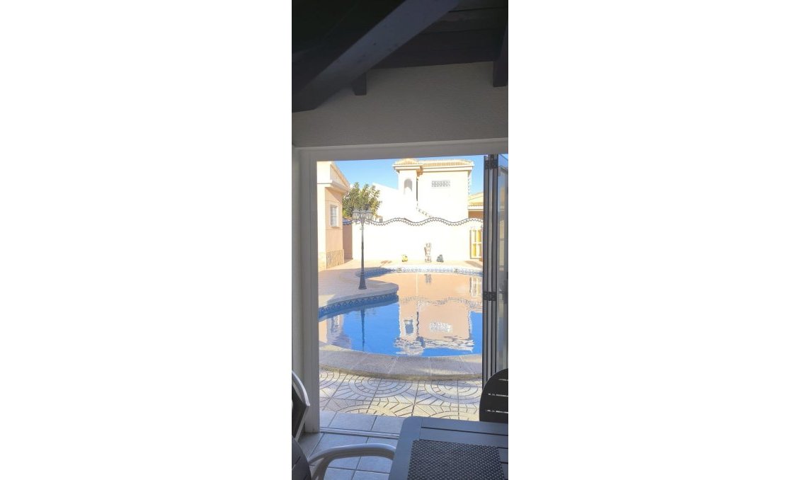 Segunda mano - Villa -
Rojales - Ciudad Quesada