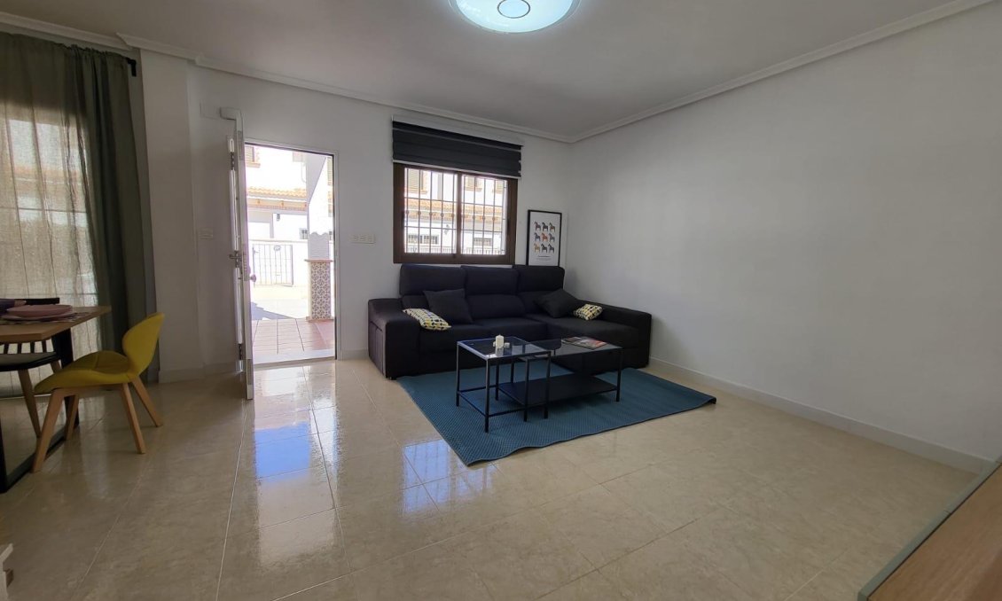 Segunda mano - Villa -
San Miguel de Salinas - Cerro Del Sol