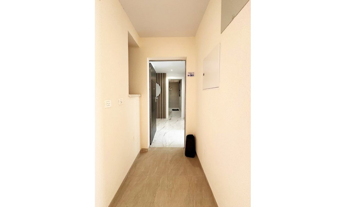 Wiederverkauf - Wohnung -
Torrevieja - Costa Blanca