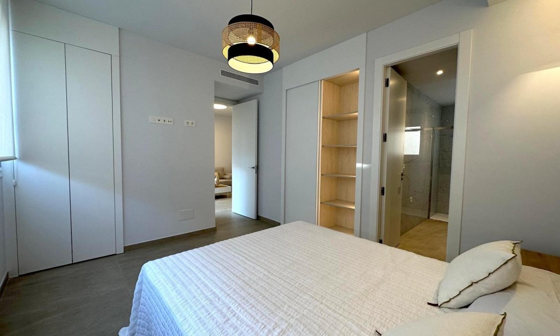 Wiederverkauf - Wohnung -
Torrevieja - Playa del Cura