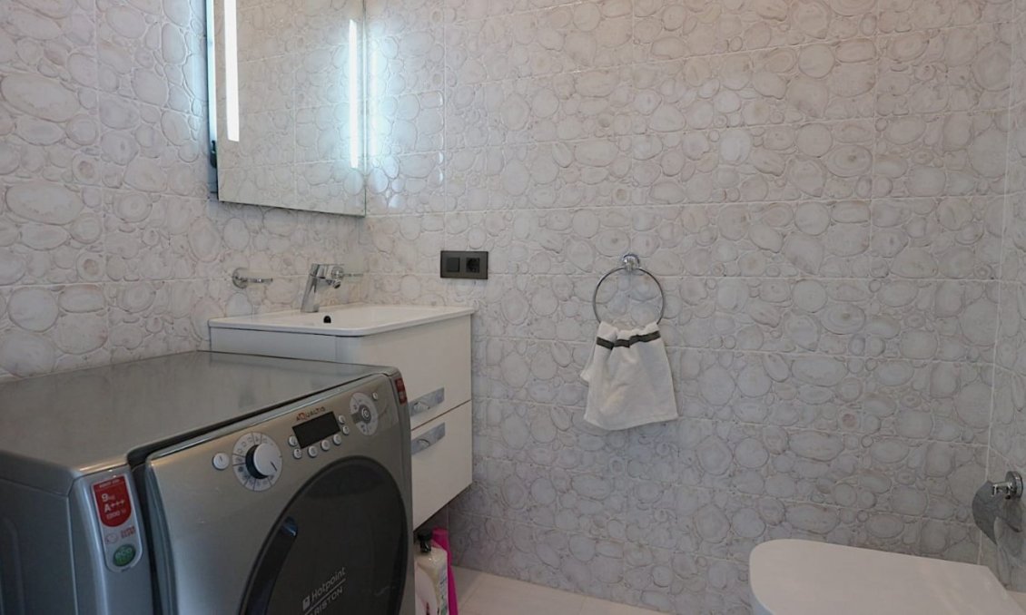 Segunda mano - Villa -
Torrevieja - Costa Blanca