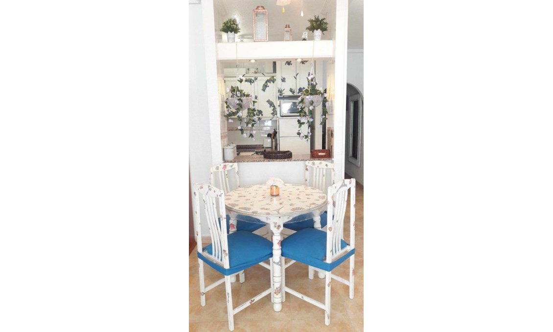Segunda mano - Apartamento -
Torrevieja - Centro