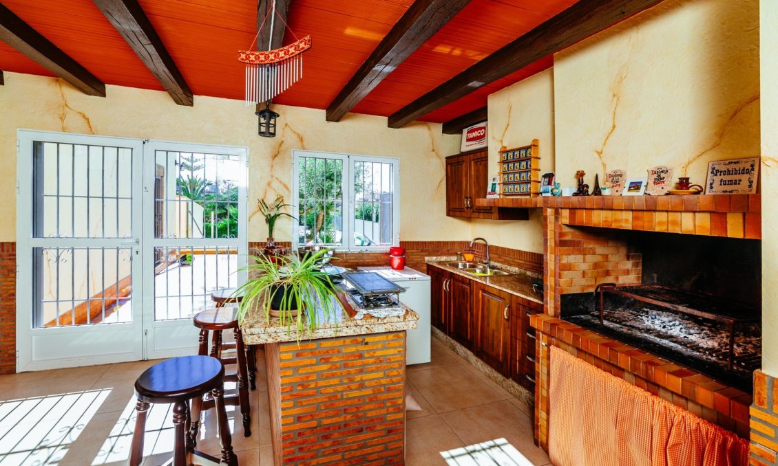 Segunda mano - Villa -
Los Montesinos - Montesinos  Los