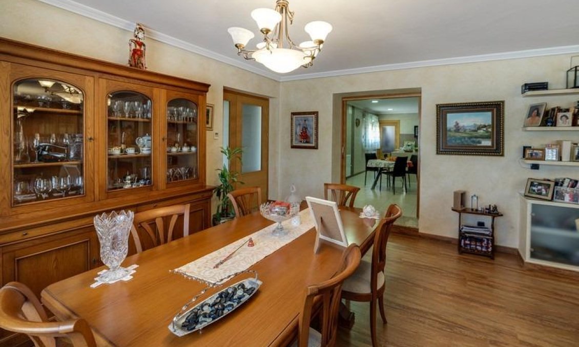 Segunda mano - Villa -
Los Montesinos - Montesinos  Los