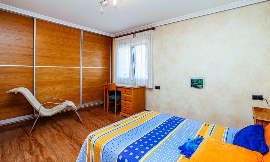 Segunda mano - Villa -
Los Montesinos - Montesinos  Los