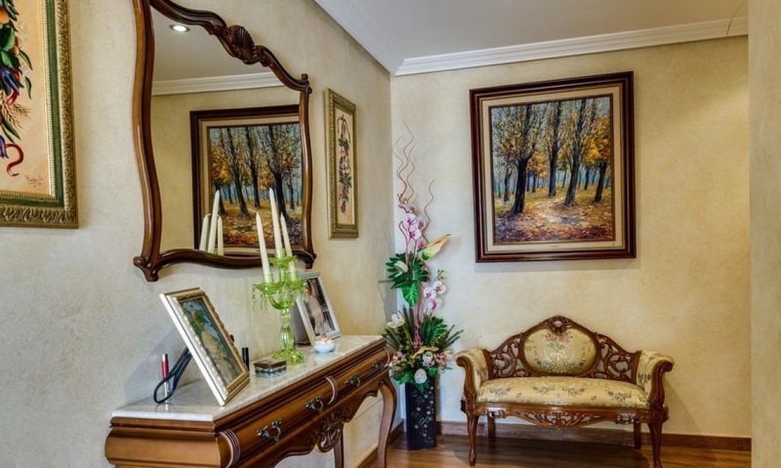 Segunda mano - Villa -
Los Montesinos - Montesinos  Los
