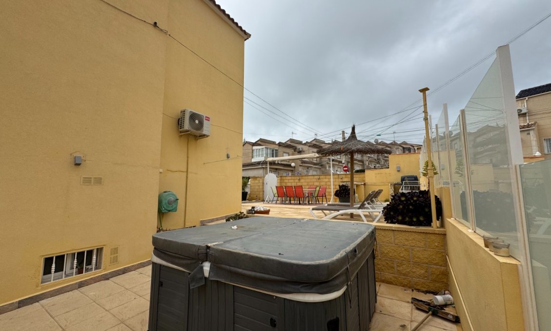 Használt Ingatlanok - Apartman -
San Miguel de Salinas - Inland