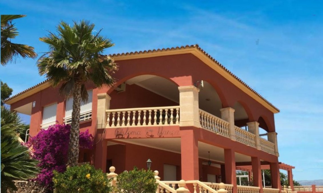 Segunda mano - Villa -
Alfas del Pí - Costa Blanca