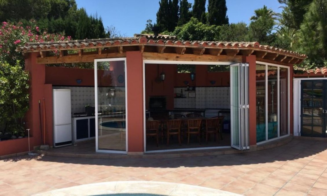 Segunda mano - Villa -
Alfas del Pí - Costa Blanca