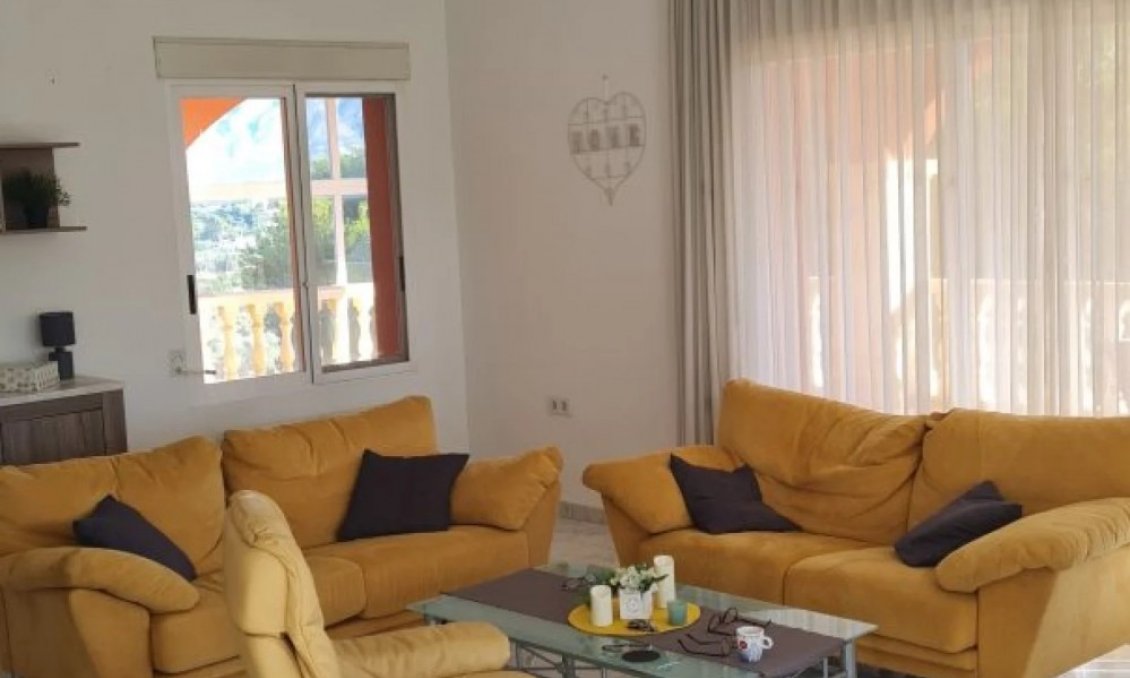 Segunda mano - Villa -
Alfas del Pí - Costa Blanca