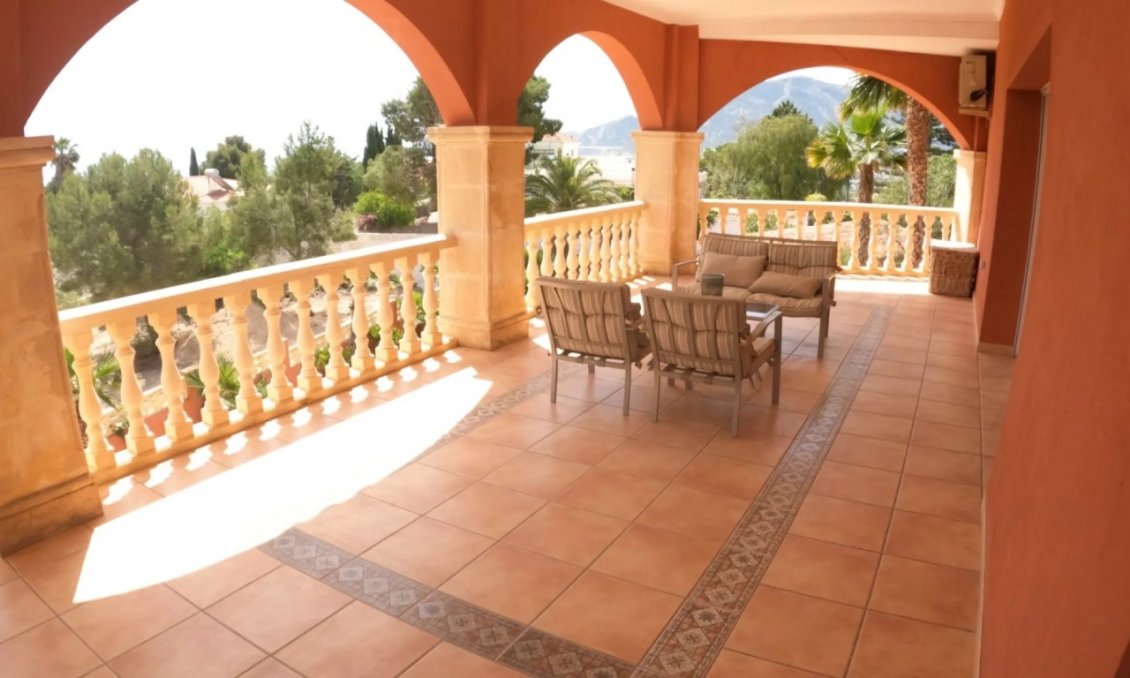 Segunda mano - Villa -
Alfas del Pí - Costa Blanca