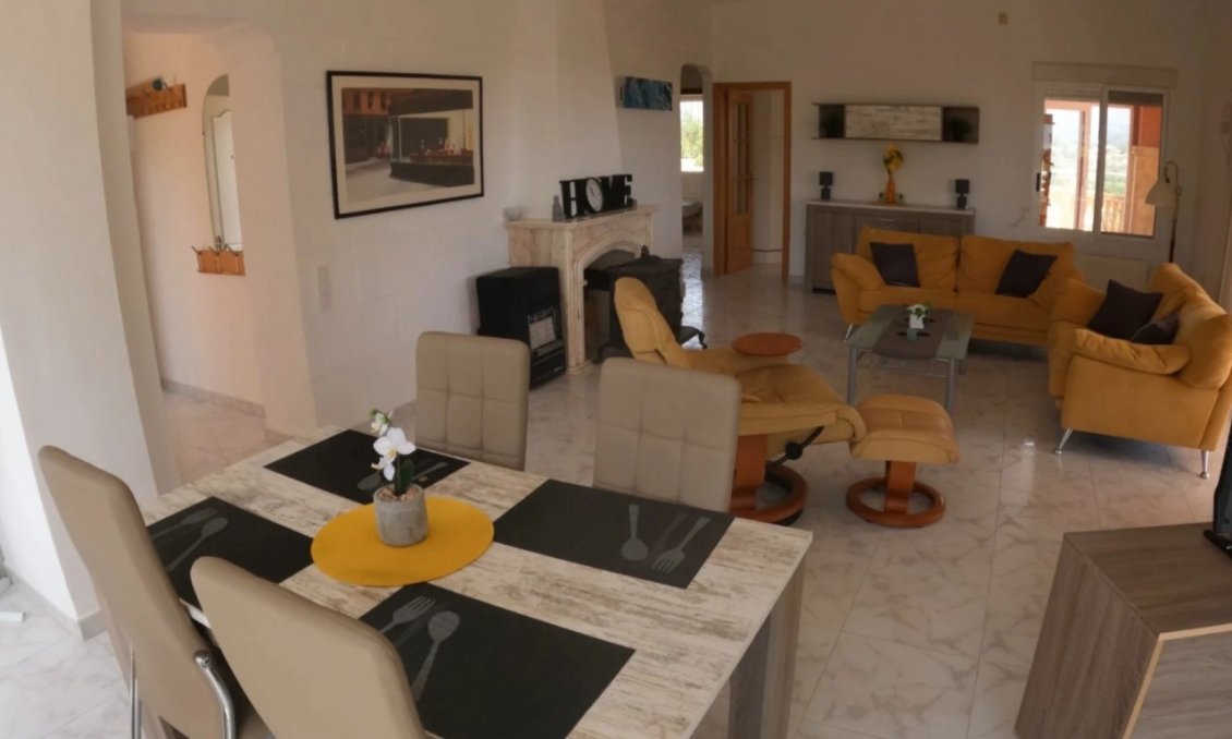 Segunda mano - Villa -
Alfas del Pí - Costa Blanca