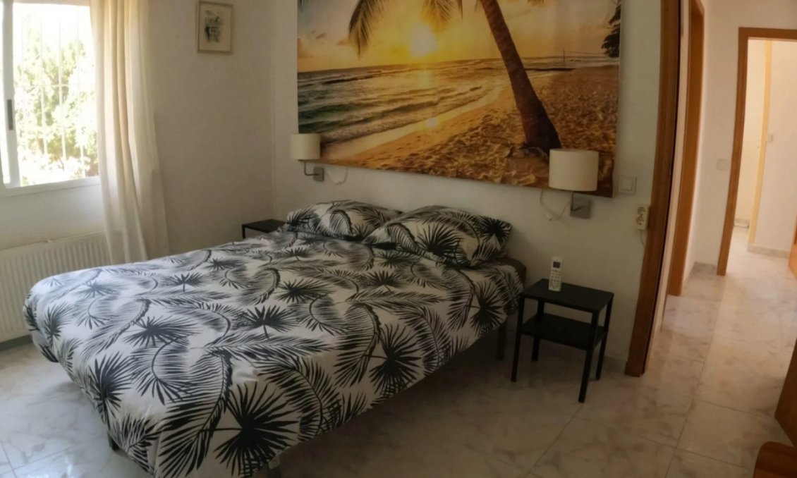 Segunda mano - Villa -
Alfas del Pí - Costa Blanca