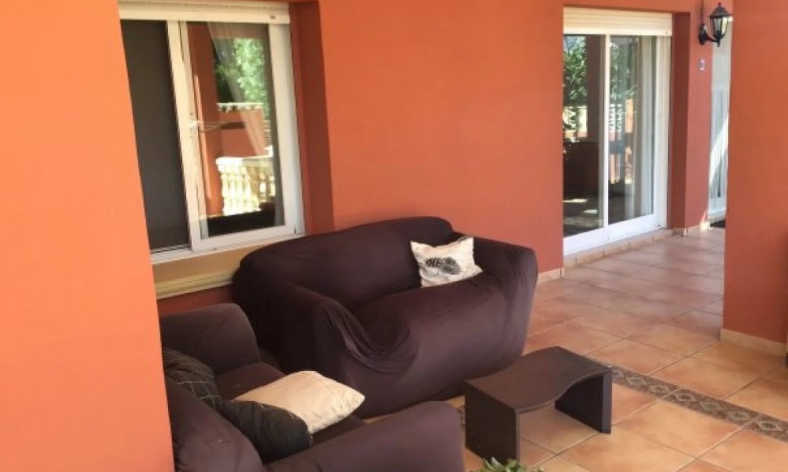 Segunda mano - Villa -
Alfas del Pí - Costa Blanca