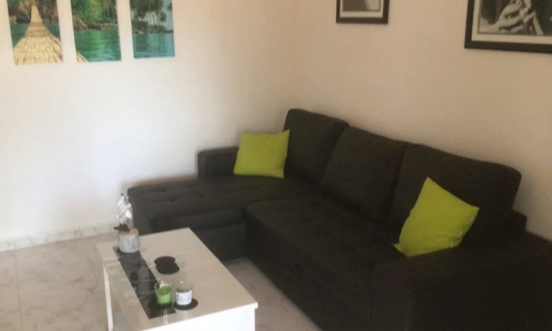 Segunda mano - Villa -
Alfas del Pí - Costa Blanca