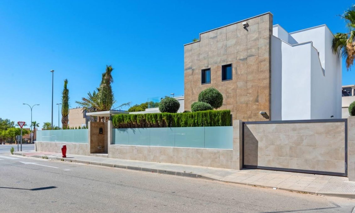 Segunda mano - Villa -
Orihuela Costa - Campoamor