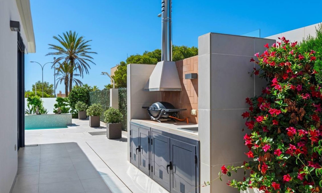 Segunda mano - Villa -
Orihuela Costa - Campoamor