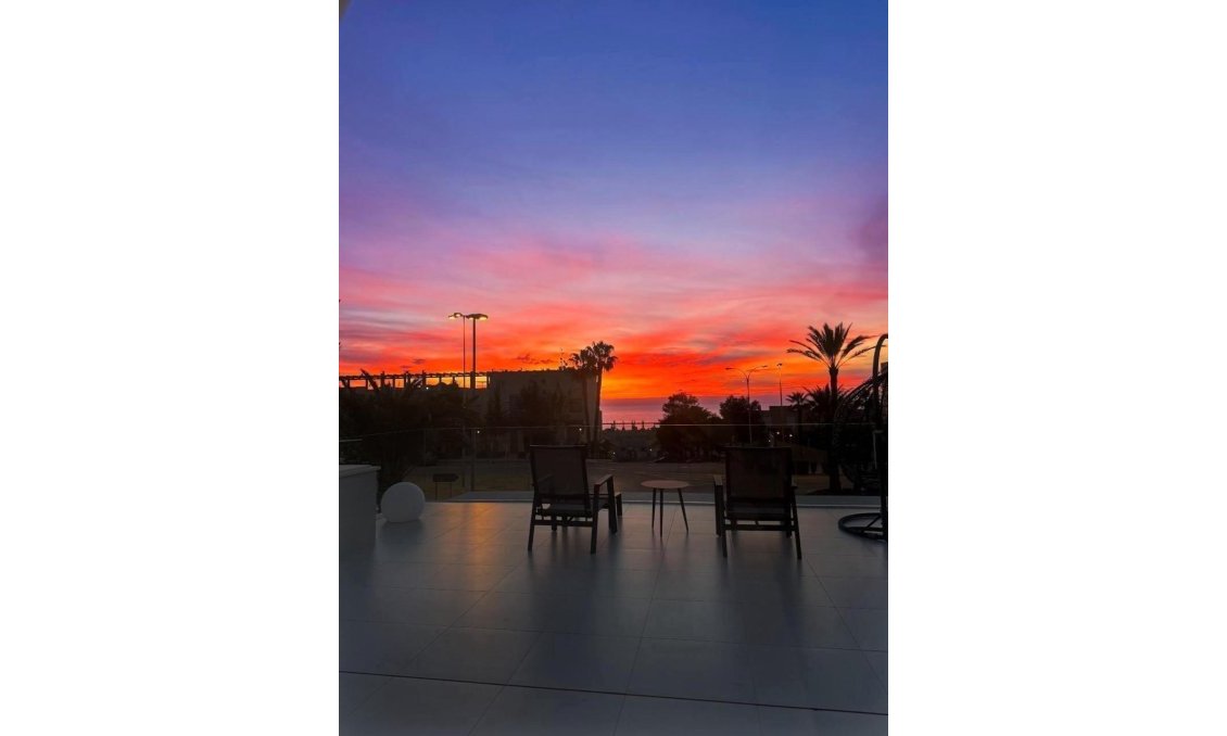 Segunda mano - Villa -
Orihuela Costa - Campoamor