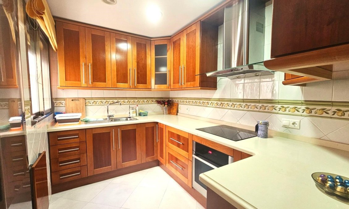 Segunda mano - Apartamento -
Torrevieja - Centro