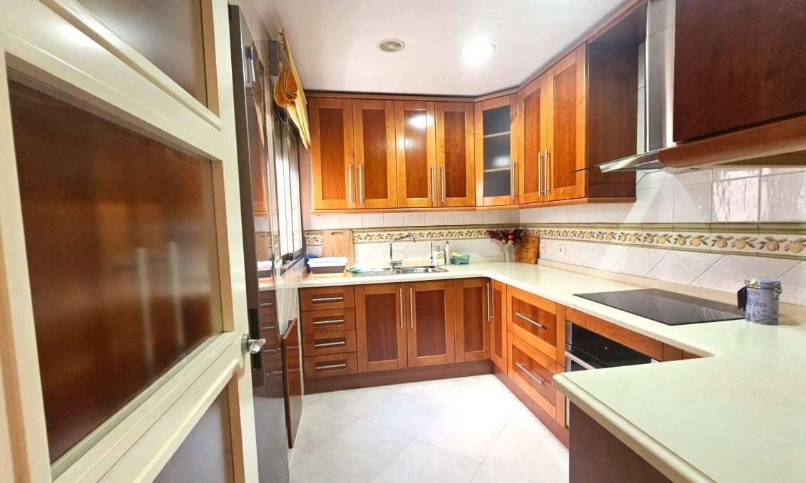 Segunda mano - Apartamento -
Torrevieja - Centro