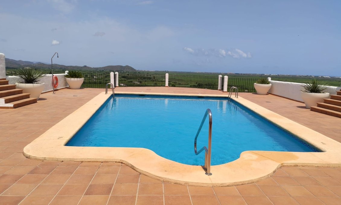 Segunda mano - Town House -
Monte Pego - Inland
