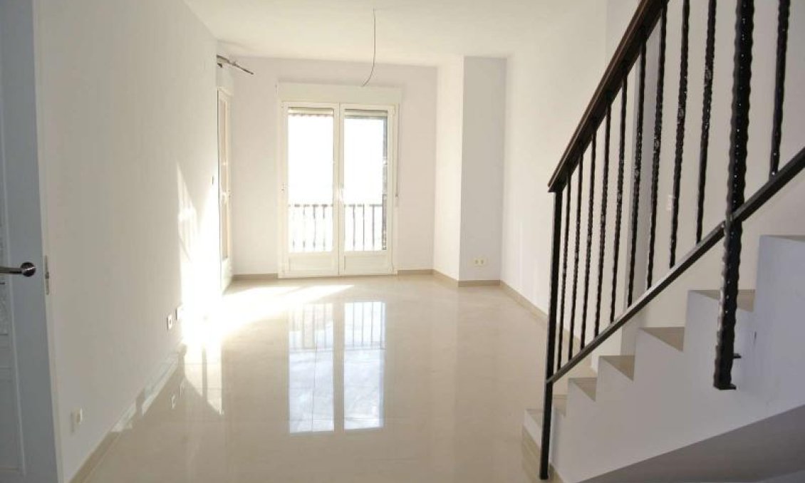 Segunda mano - Apartamento -
Villena - Inland