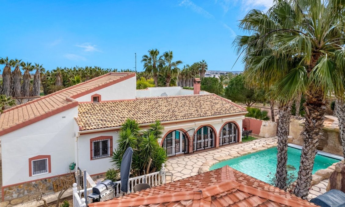 Segunda mano - Villa -
Daya Vieja - Costa Blanca