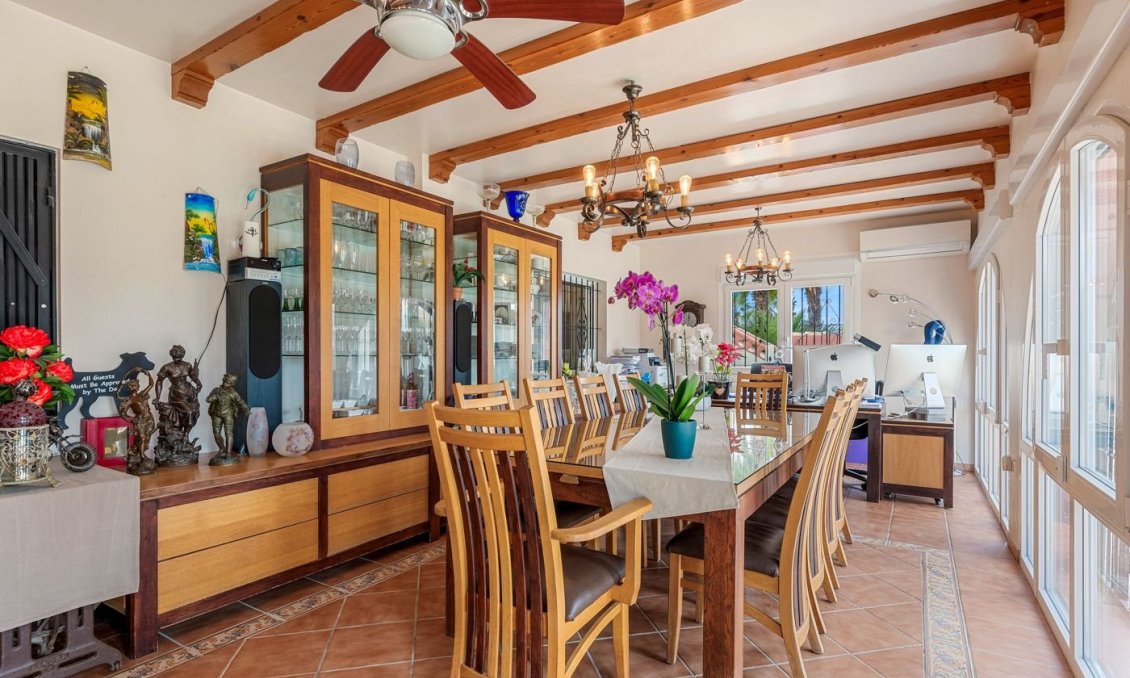 Segunda mano - Villa -
Daya Vieja - Costa Blanca