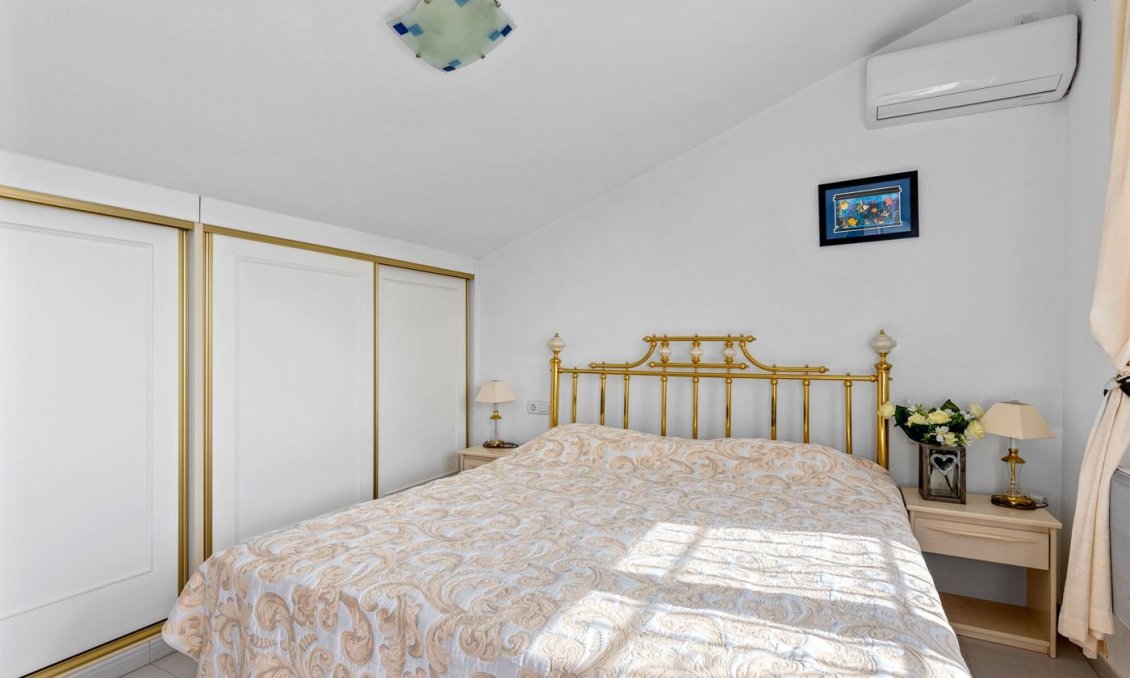 Segunda mano - Villa -
Daya Vieja - Costa Blanca