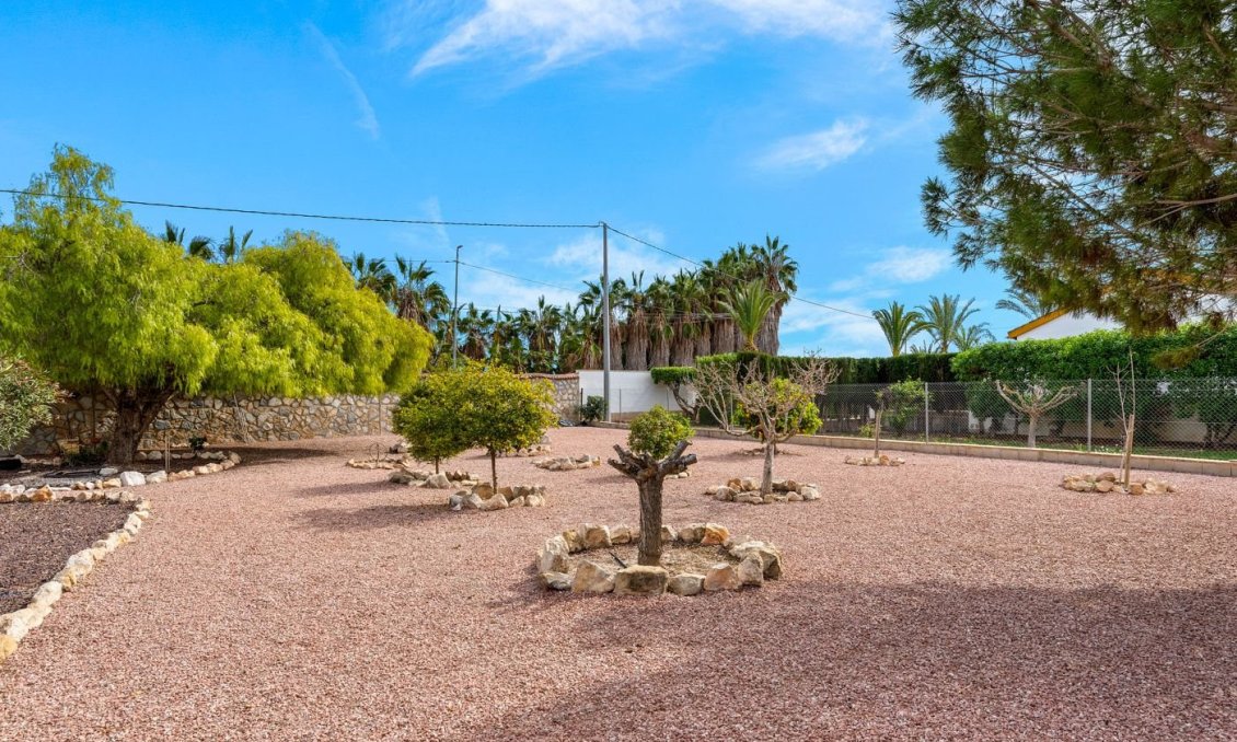 Segunda mano - Villa -
Daya Vieja - Costa Blanca