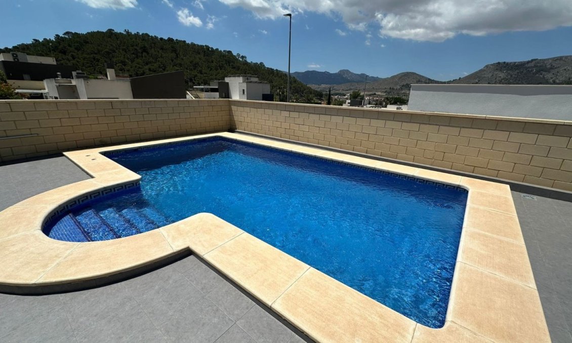 Segunda mano - Villa -
La Romana - Inland