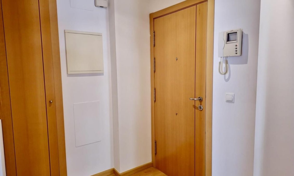 Segunda mano - Apartamento -
Pedreguer - Inland