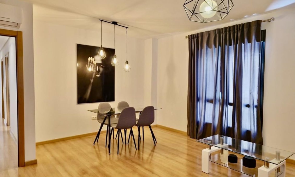 Segunda mano - Apartamento -
Pedreguer - Inland