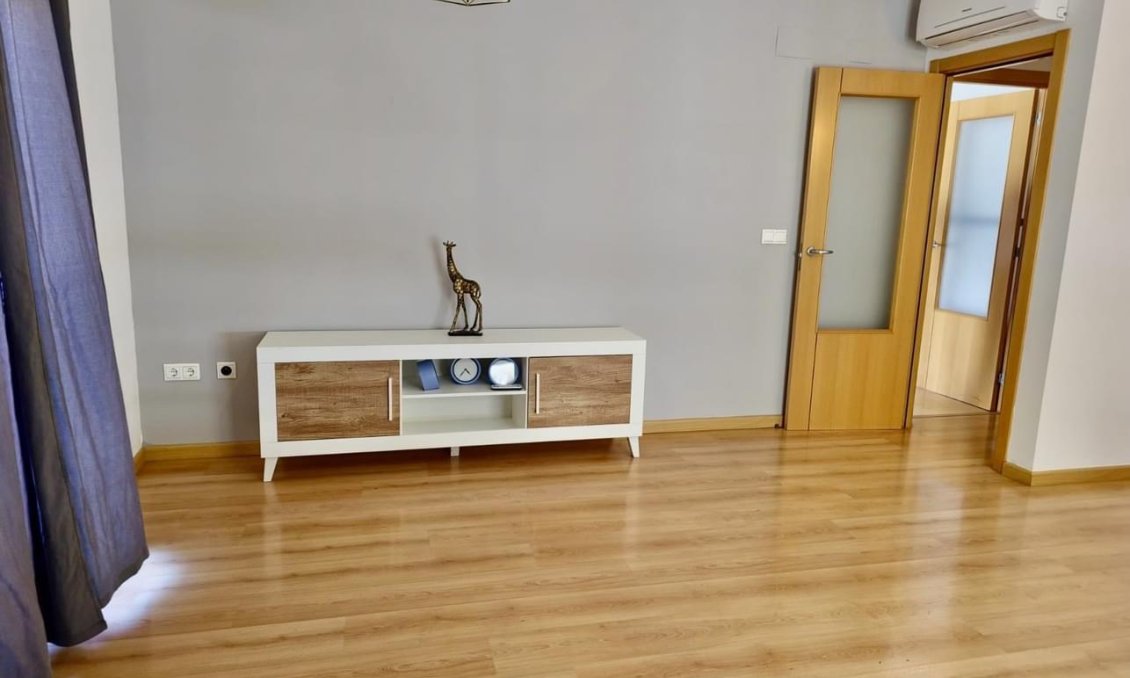 Segunda mano - Apartamento -
Pedreguer - Inland