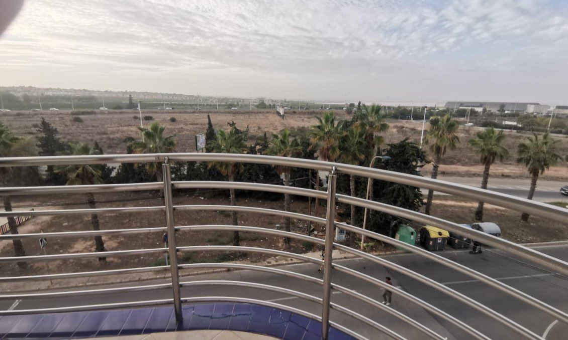 Használt Ingatlanok - Apartman -
Torrevieja - La Veleta