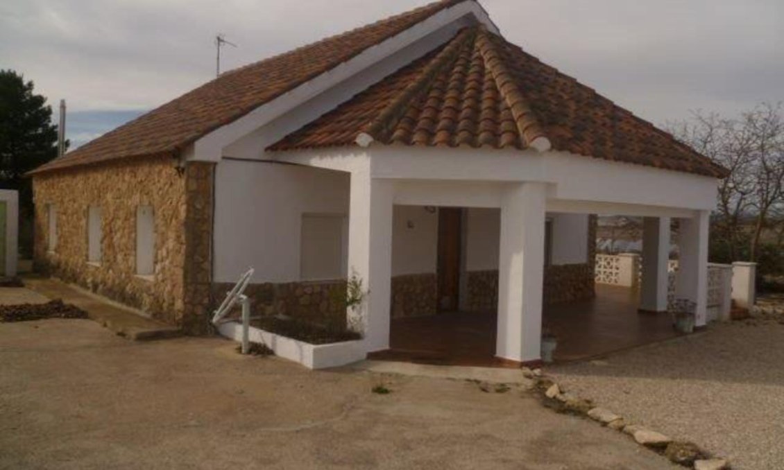 Segunda mano - Villa -
Yecla - Inland