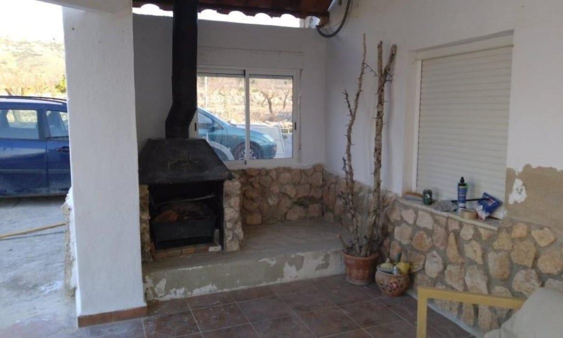 Segunda mano - Villa -
Yecla - Inland