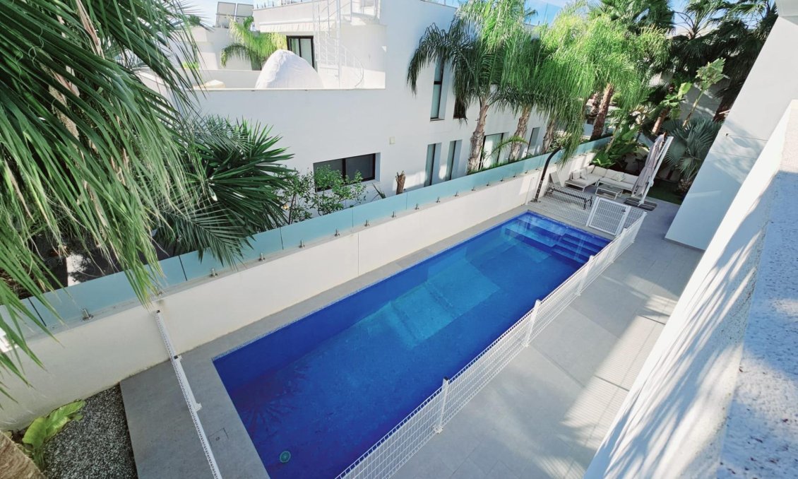Segunda mano - Villa -
Ciudad Quesada - Costa Blanca Sur
