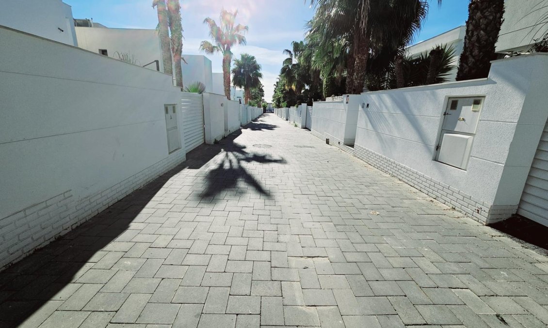 Segunda mano - Villa -
Ciudad Quesada - Costa Blanca Sur