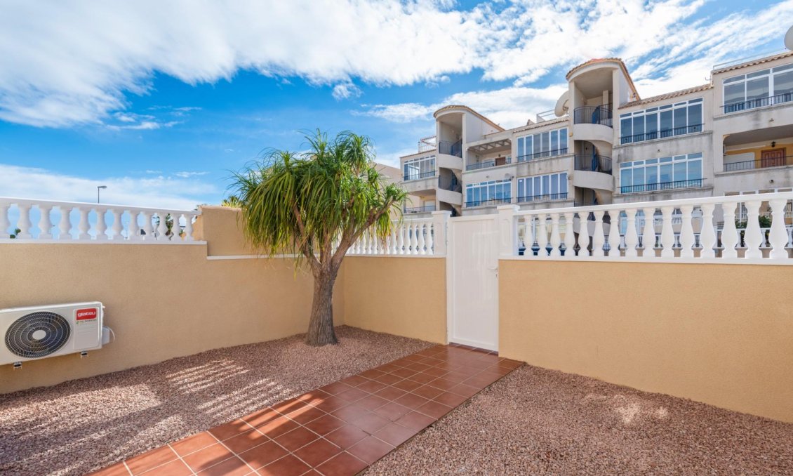 Segunda mano - Town House -
Orihuela Costa - Los Altos